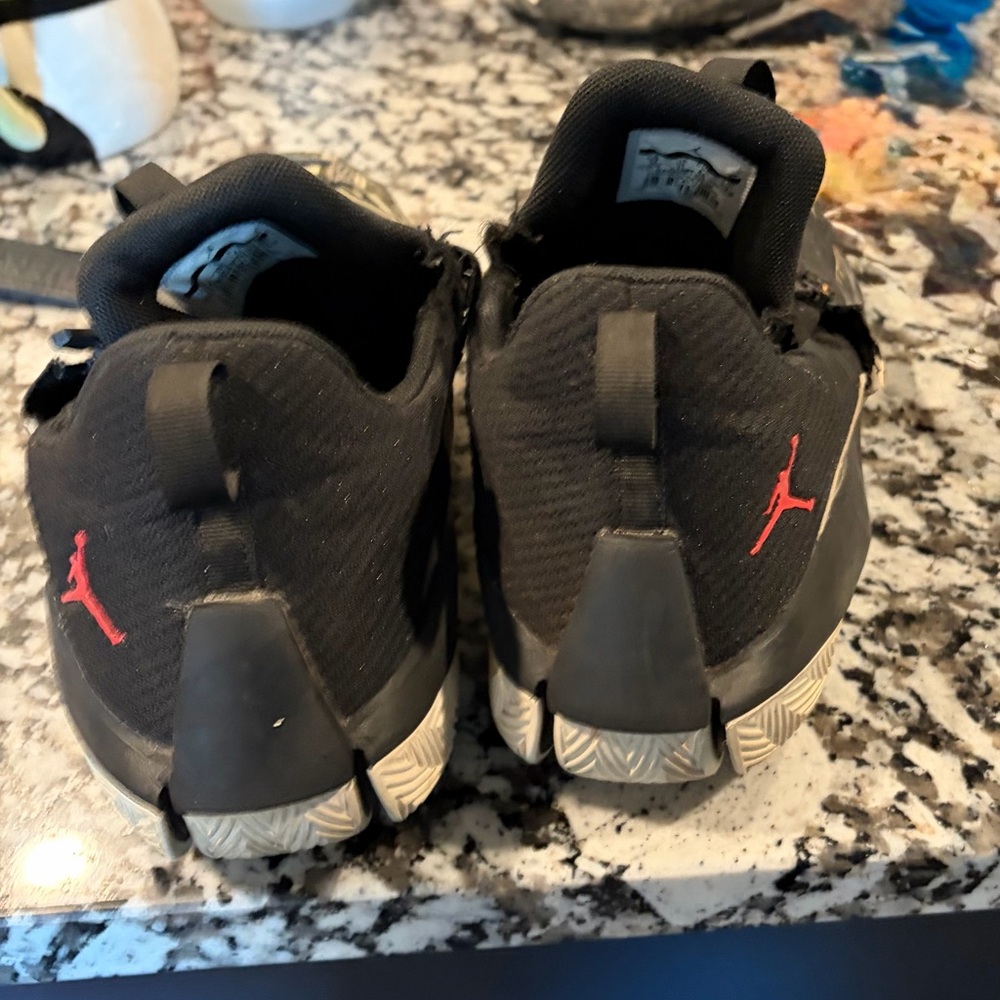 Jordan Jumpman Hustle Black and Olive Graphic Sneakers - Picture 3 of 5